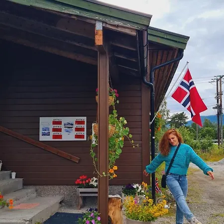 Romsdalseggen Vendégház Isfjorden